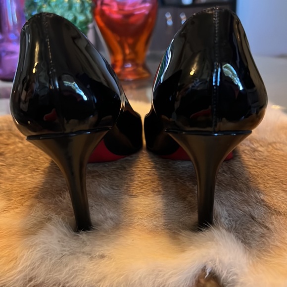 Christian Louboutin Patent
Leather Pumps It 37 black 85mm - Picture 13 of 15